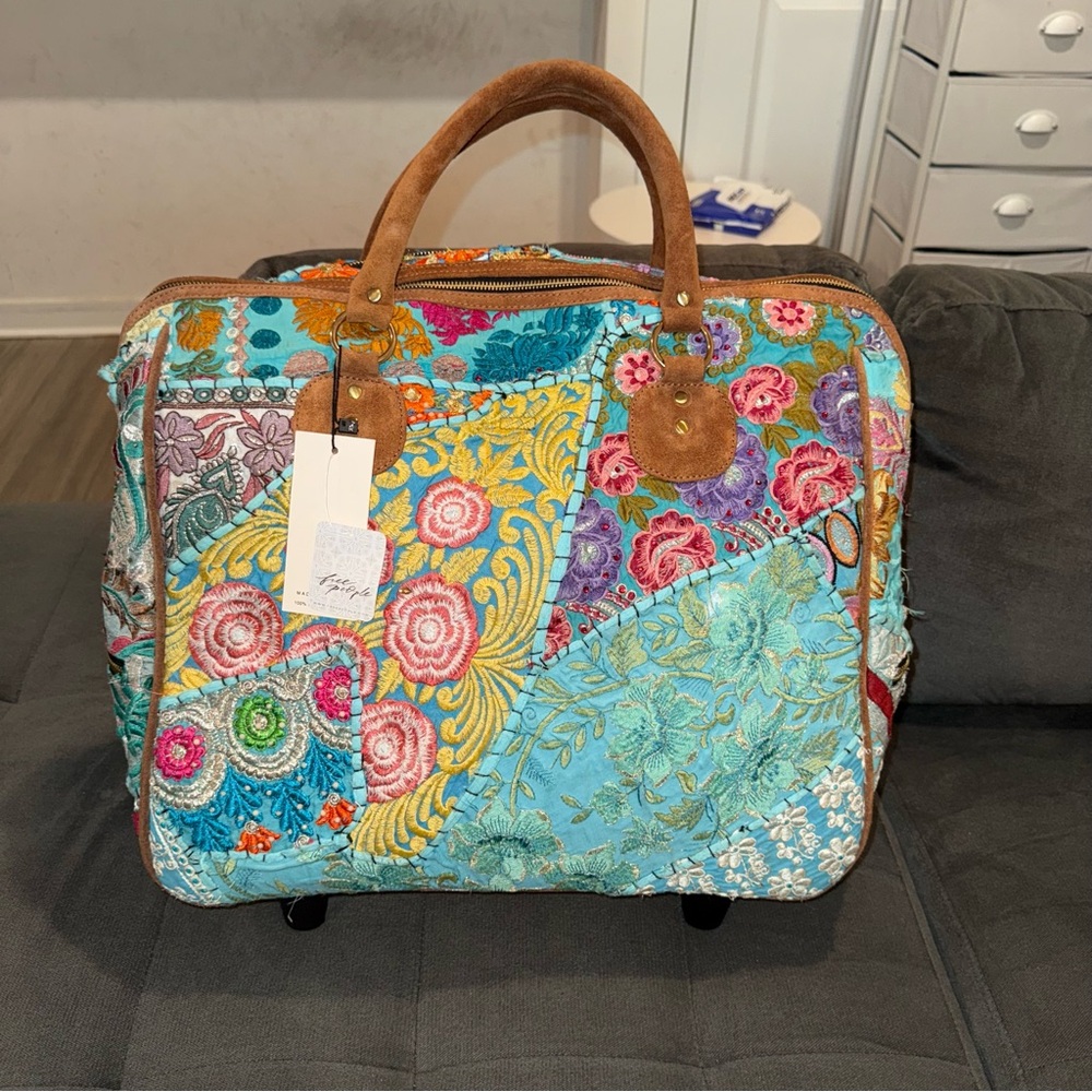 Free People Marrakesh Patched Weekender bag - Picture 3 of 16